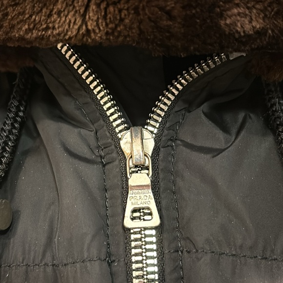 Ladies Prada Nylon Puffer Jacket with Fur Trim Hood - Picture 8 of 15